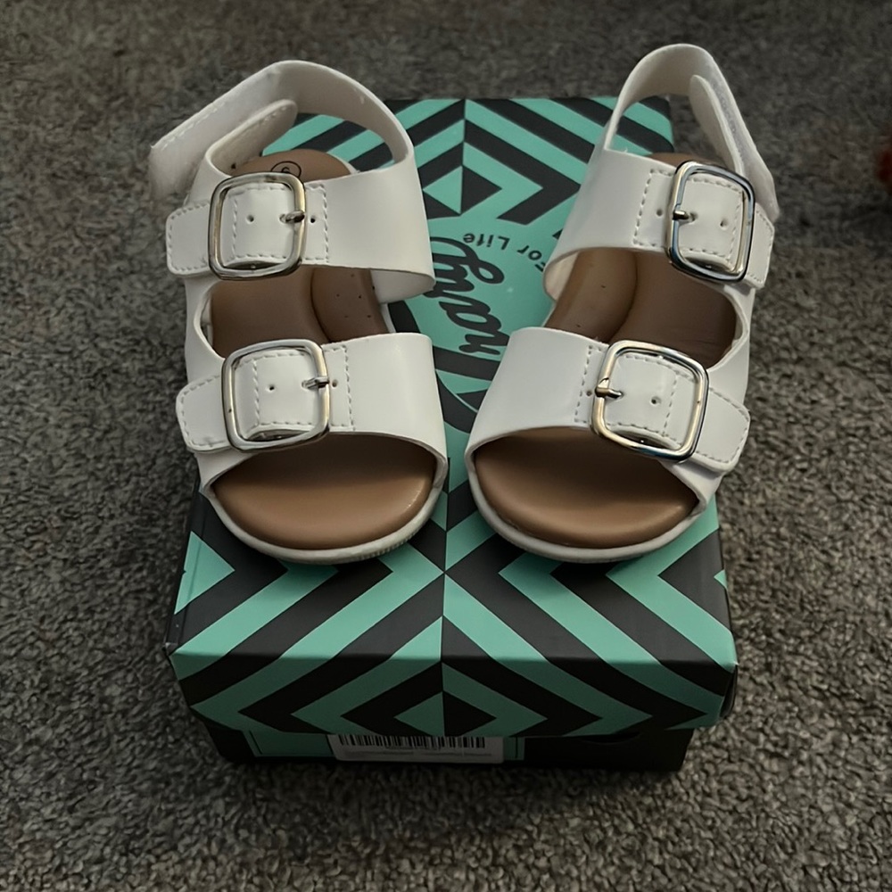 Toddler girl white sandals